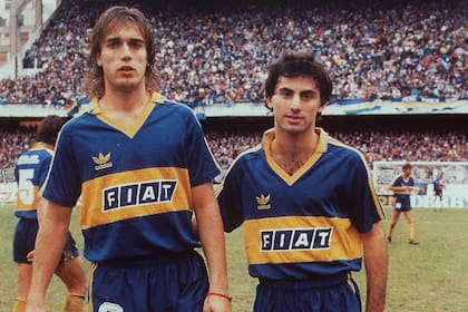Gabriel Batistuta y Diego Latorre, una pareja de ataque que se entendió a la perfección en el equipo de Boca dirigido por el Maestro Tabaréz que ganó el Clausura 91 con 11 goles de Bati y 9 de su socio en las 19 fechas.