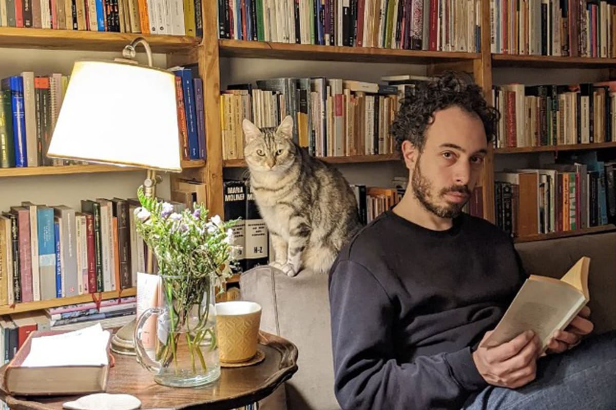 Gabriel Caldirola ganó el Premio Storni de Poesía 2023