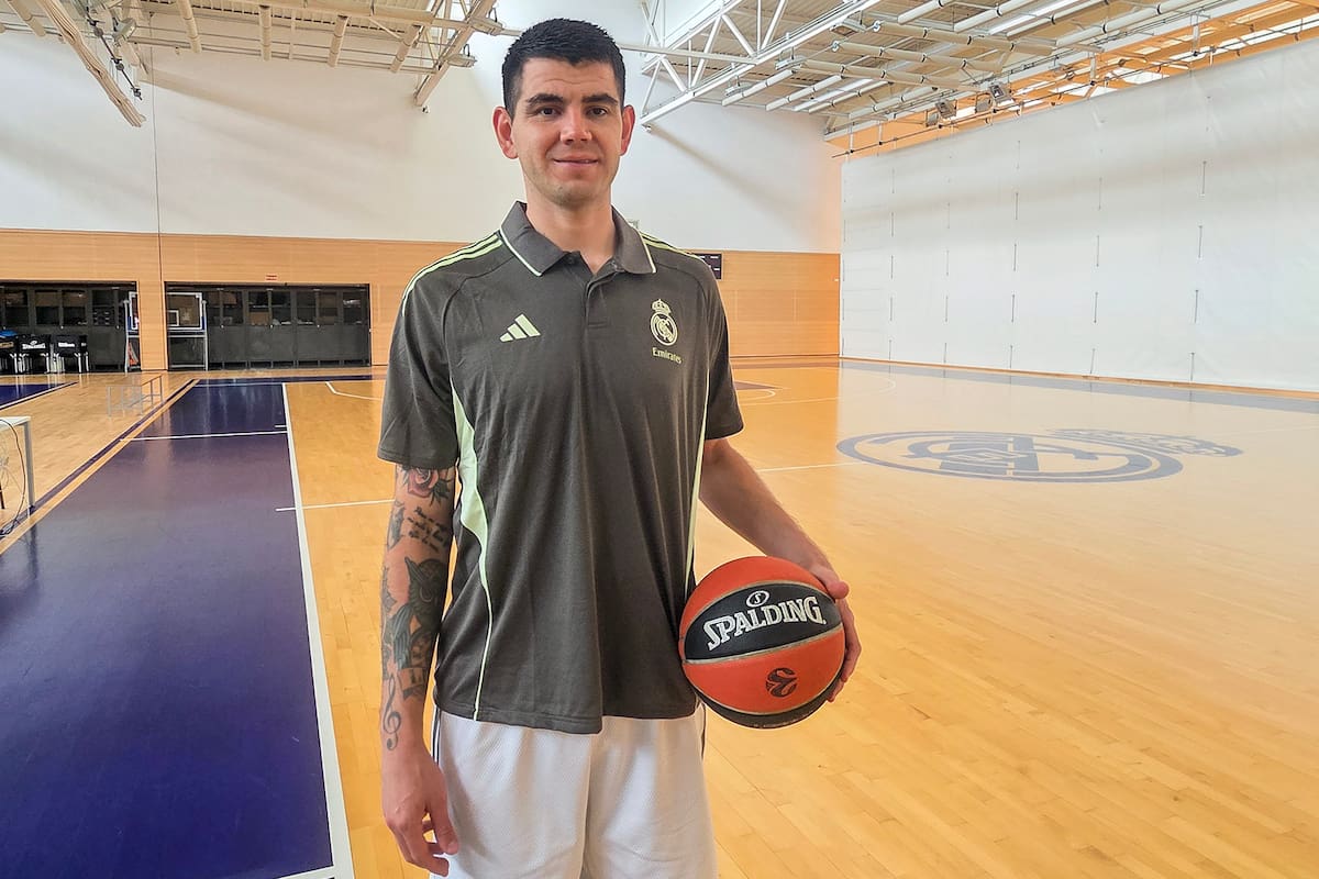 Gabriel Deck en el predio de entrenamiento de Real Madrid Baloncesto, ubicado en la ciudad deportiva de Valdebebas; a los 31 años, acumula siete temporadas y ocho conquistas en el club blanco.