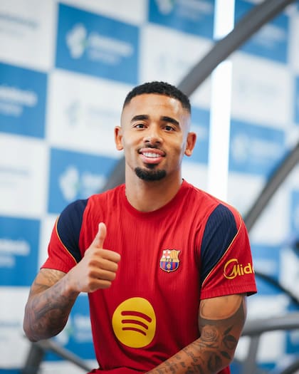 Gabriel Jesus ya realizó los estudios médicos con Barcelona