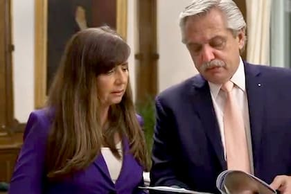 Gabriela Cerruti con el expresidente, Alberto Fernández.