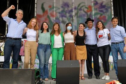 Gabriela Cerruti en la Fiesta de la Primavera en Valencia, España