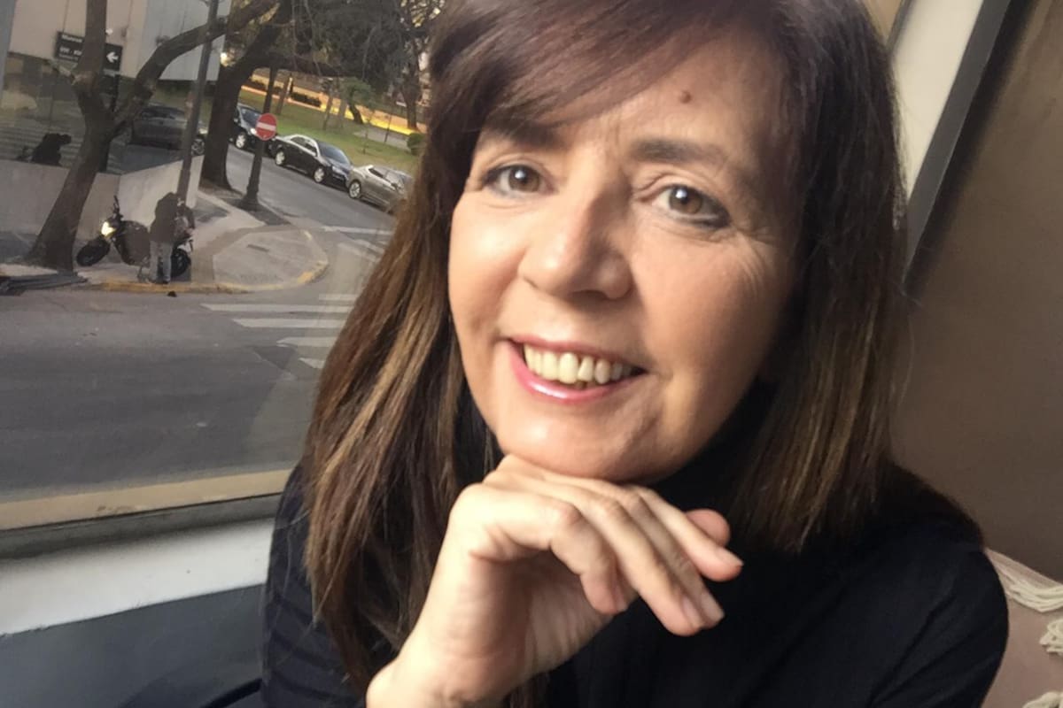 Gabriela Cerruti tuiteó una extraña defensa ante el error de ´Axel Kicillof