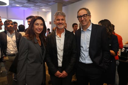 Gabriela Goldszer (Ocampo Propiedades), Ioran Amsel (ABV) y Ariel Goldszer (Ocampo Propiedades)