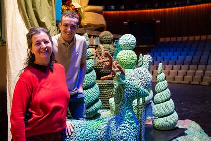 Gabriela Marges y Emiliano Dionisi, en el escenario de la sala Casacuberta