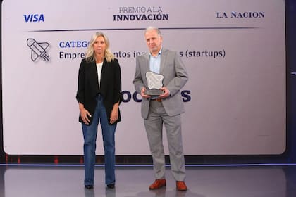Gabriela Renaudo, Group Country Manager de VISA Argentina y Cono Sur y Claudio Dunan, director de Estrategia de Bioceres
