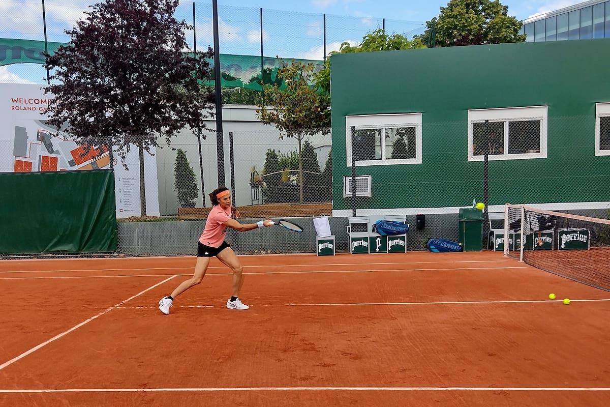 Gabriela Sabatini, en una de las últimas prácticas antes de su debut en París