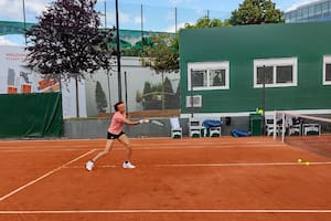 Gabriela Sabatini, en una de las últimas prácticas antes de su debut en París
