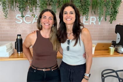 Gabriela Sabatini y Corina Scaloni, hermana de Lionel Scaloni