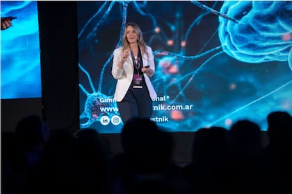 Gaby Hostnik. Se animó a cambiar y ahora acompaña procesos de transformación profesional.