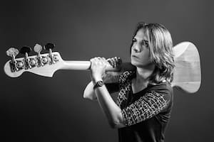 Gaby Martínez, la mujer del bajo en Las Pelotas, habló de su carrera en la música y de cómo el rock la ayudó a plantarse