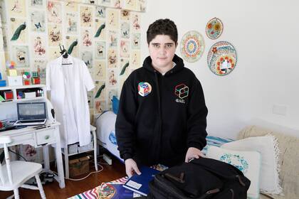 Para Gael Lapeyre, el colegio le organiza los horarios y los días. Tiene muchas ganas de volver