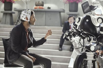 Gael García Bernal en Mozart en la jungla