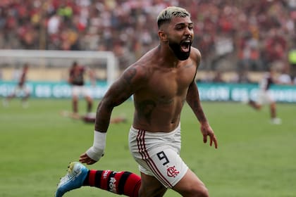 Gagibol festeja el segundo gol a River en la final de la Copa Libertadores que Flamengo le ganó a River en 2019