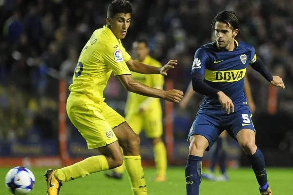 Gago desaira a Rodri en la Bombonera, en un amistoso de 2017 que Boca le ganó a Villarreal