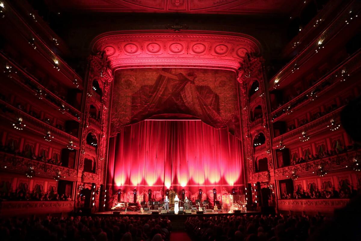 Gala FLENI en el Teatro Colón.