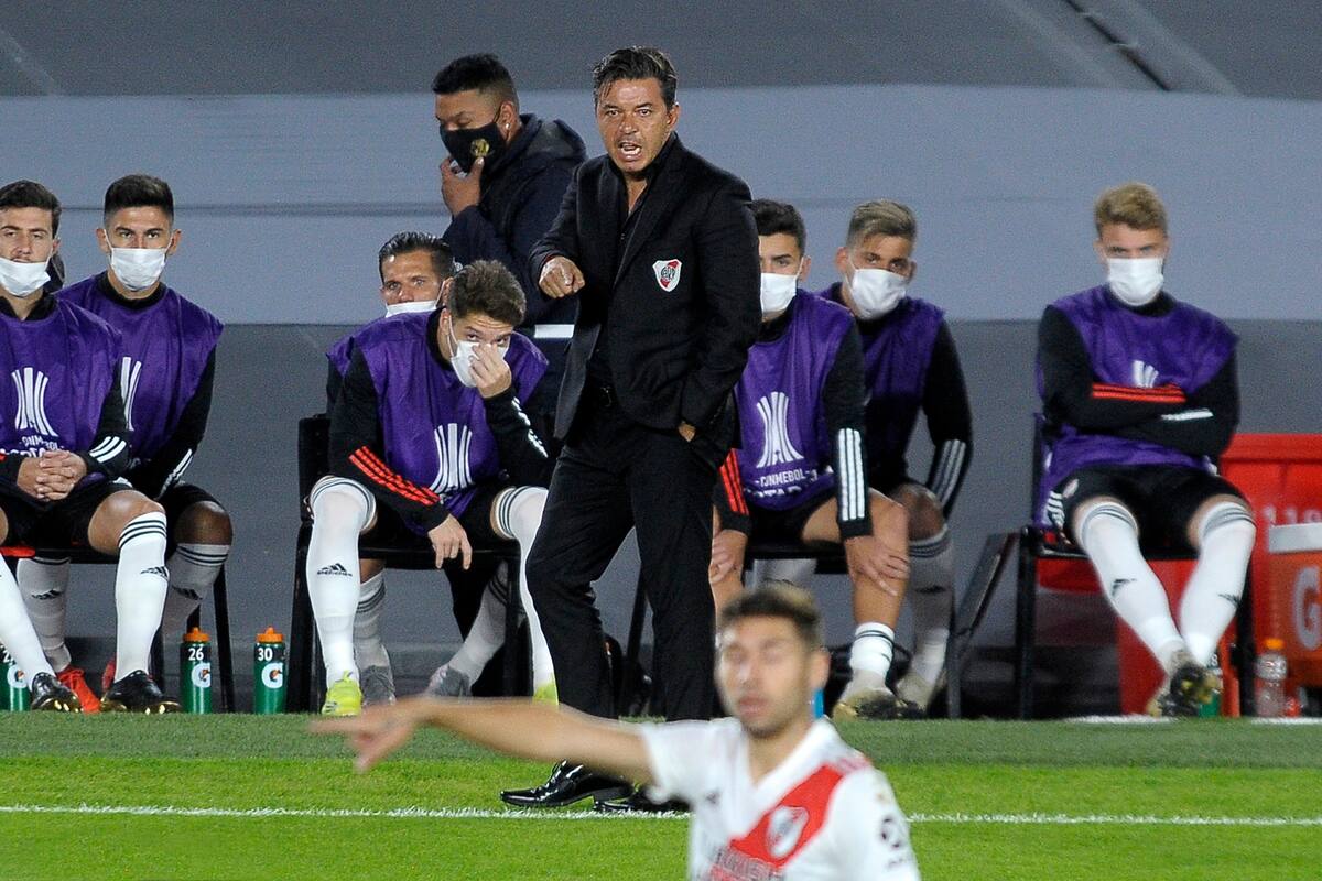 Gallardo da indicaciones; "fuimos un equipo práctico", consideró el DT