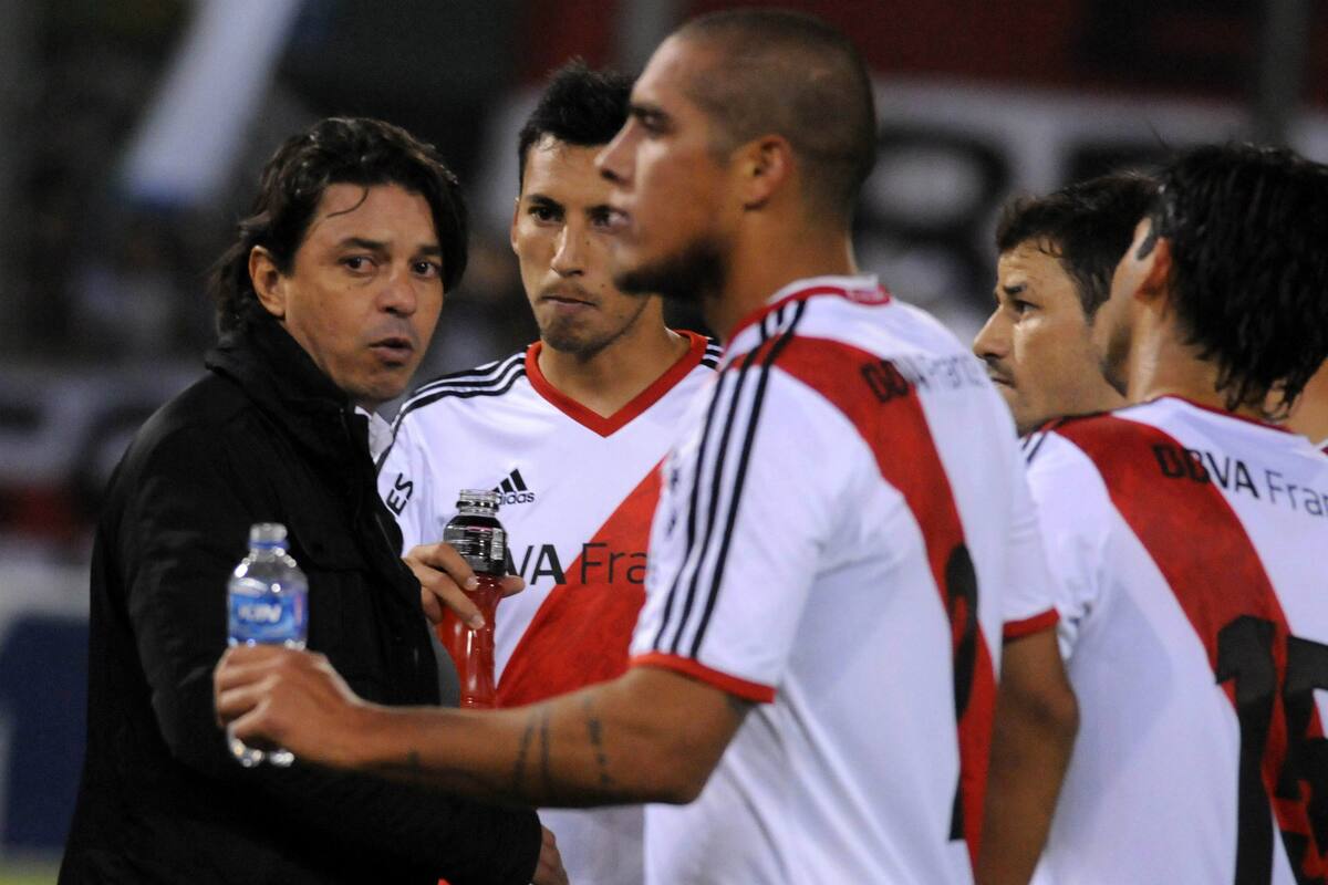 Gallardo debutó en River el 27 de julio de 2014 por los 16vos de final de la Copa Argentina: derrotó 6-5 a Ferro en los penales tras empatar 0-0