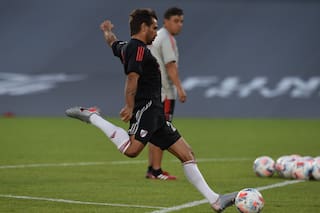 River echa mano a dos jugadores en los extremos de sus carreras en el año de las 30 bajas