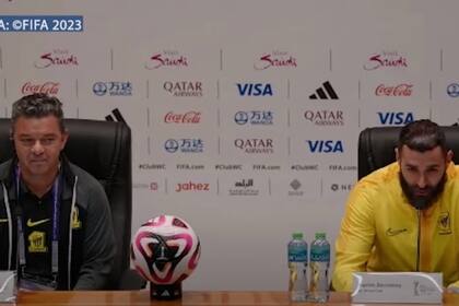 Gallardo sonríe ante el inesperado elogio de Benzema