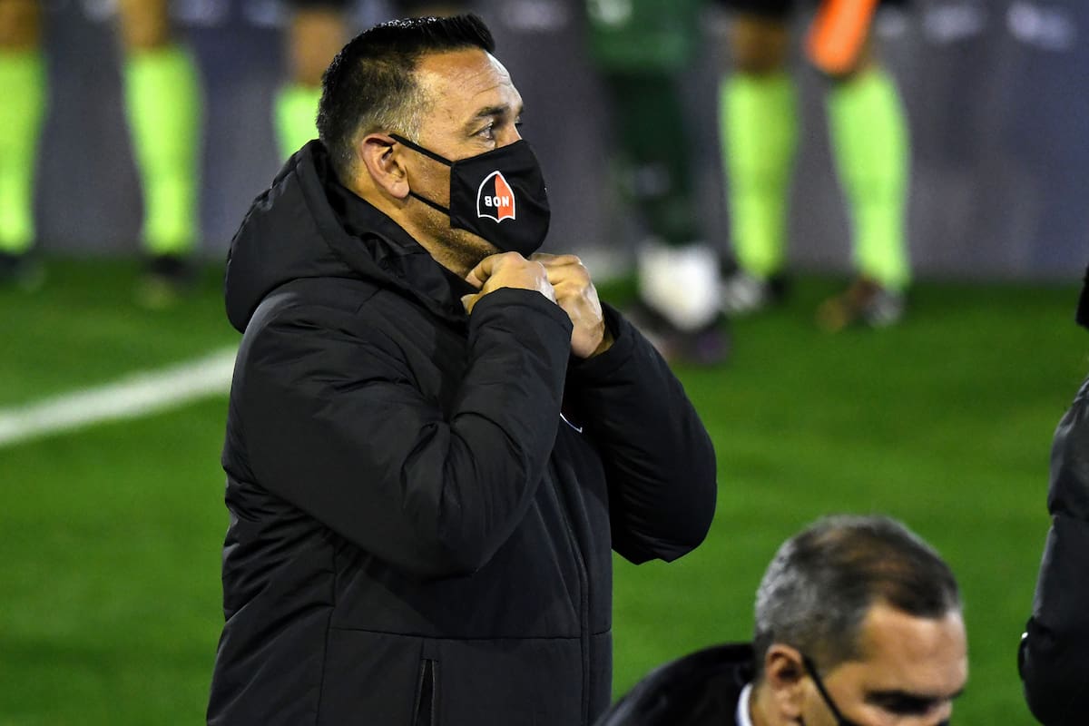 Gamboa dejó de ser el técnico de Newell's