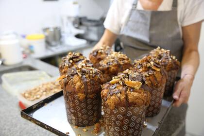 Gana espacio en las panaderías y pastelerías porteñas la versión originaria de Milán, que compite hoy con el clásico de origen genovés