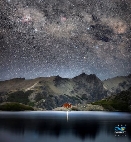 Un paisaje estrellado de Martín Moliné ganó el tercer premio en la segunda categría del concurso del IALP