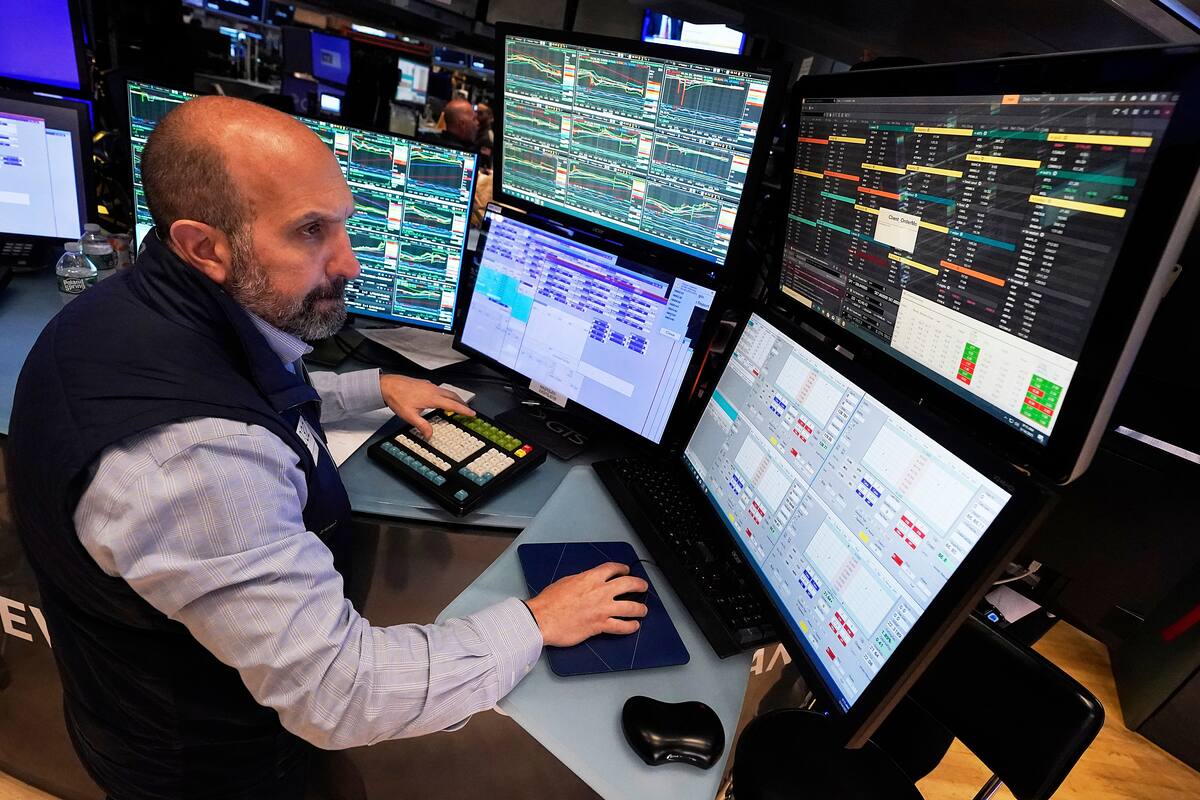 Ganancias de bancos en EE.UU. se disparan, consumidores resisten alza del petróleo
