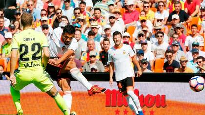 Garay anotó pero Valencia perdió ante Betis