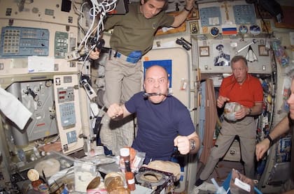 Garrett Reisman utiliza sus redes sociales para compartir fotos inéditas de su trabajo en el espacio y anécdotas (imagen ilustrativa)