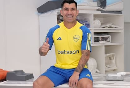 Gary Medel fue el primer refuerzo de Boca, incorporado antes de concluir el primer semestre, pero debutó recién tras la Copa América.