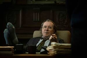 Gary Oldman es el misantrópico Jackson Lamb en Slow Horses