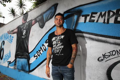 Gastón Aguirre con los colores de Temperley