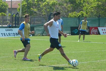 Gastón Díaz dijo que la intención de Racing es ganar el clásico