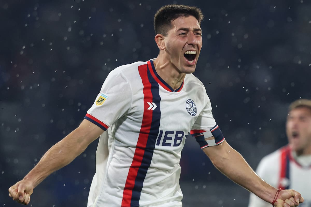 Gastón Hernández es uno de los jugadores más destacados de San Lorenzo; sería titular frente a Tigre