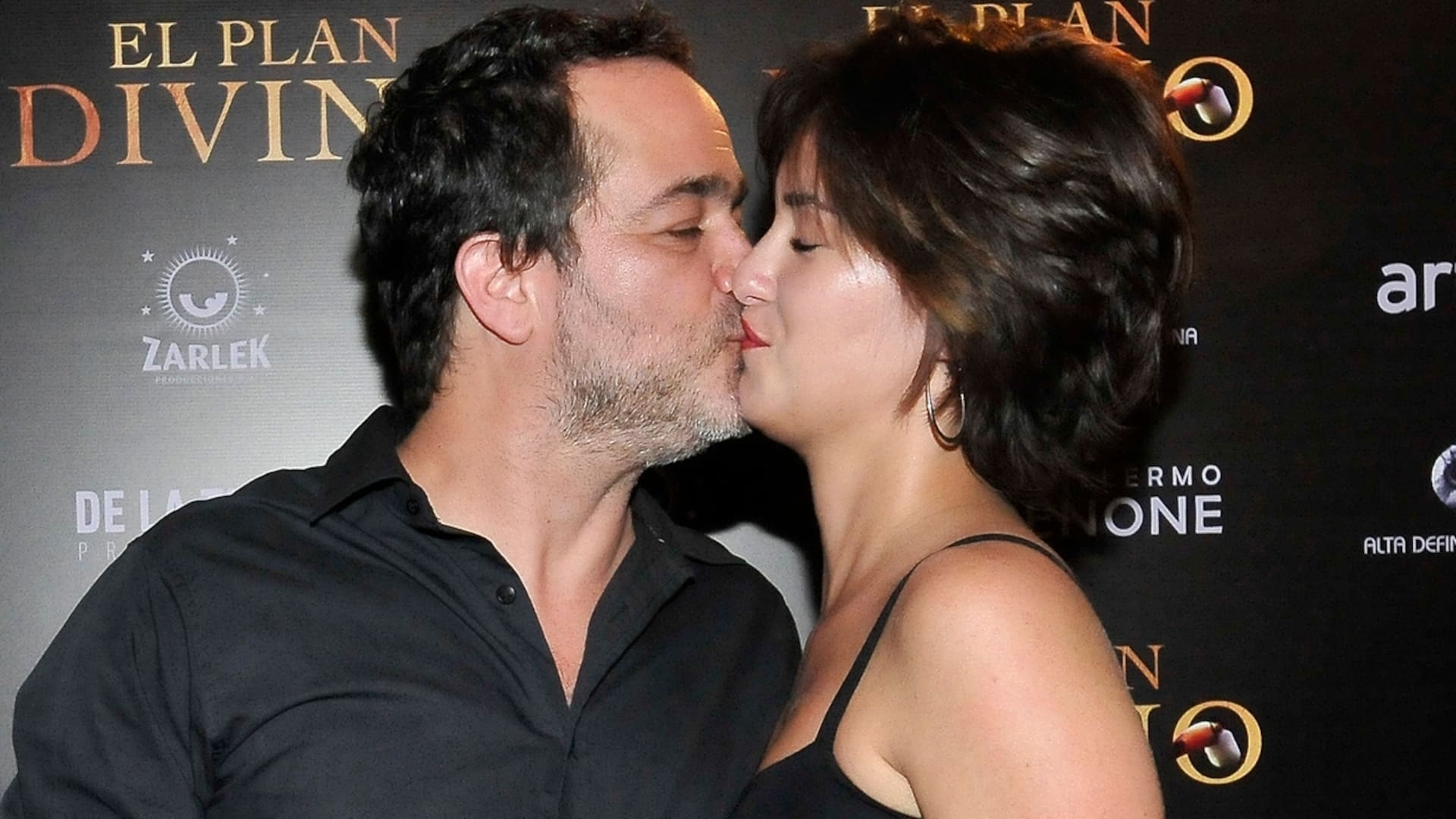 Gastón Pauls, a los besos con una de sus últimas novias