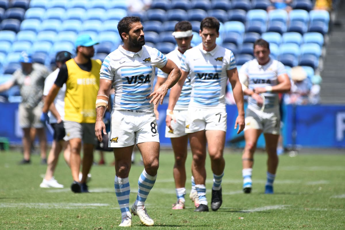 Gastón Revol, el capitán, encabeza la salida tras la derrota en Sydney de los Pumas 7s