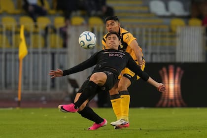 Gastón Togni se impone ante Francisco Salinas: Platense ganó de visitante ante Peñarol, Corinthians y por penales sobre Coquimbo Unidos en la Copa Libertadores