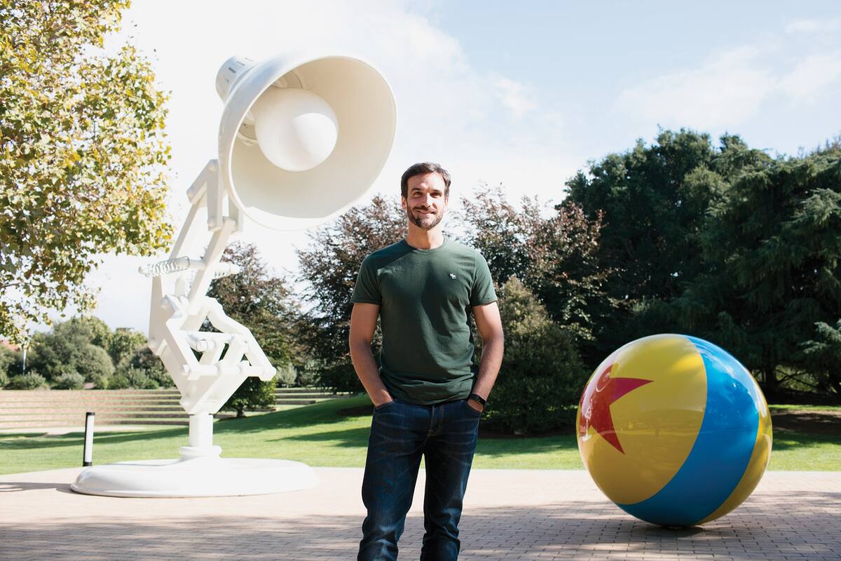 Gastón Ugarte es el único argentino entre los casi 1200 empleados de la compañía perteneciente a Disney. Trabaja en los estudios desde 2007 y fue el encargado de crear el mundo de Unidos, una conmovedora película que se estrena esta semana y que está inspirada en una pérdida temprana del director Da