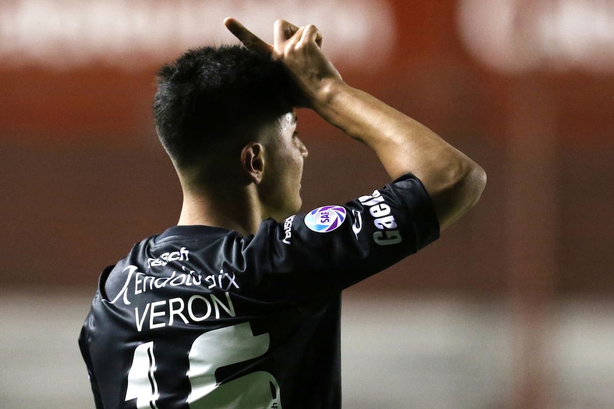 Gastón Verón, de 17 años, anotó el gol de la polémica