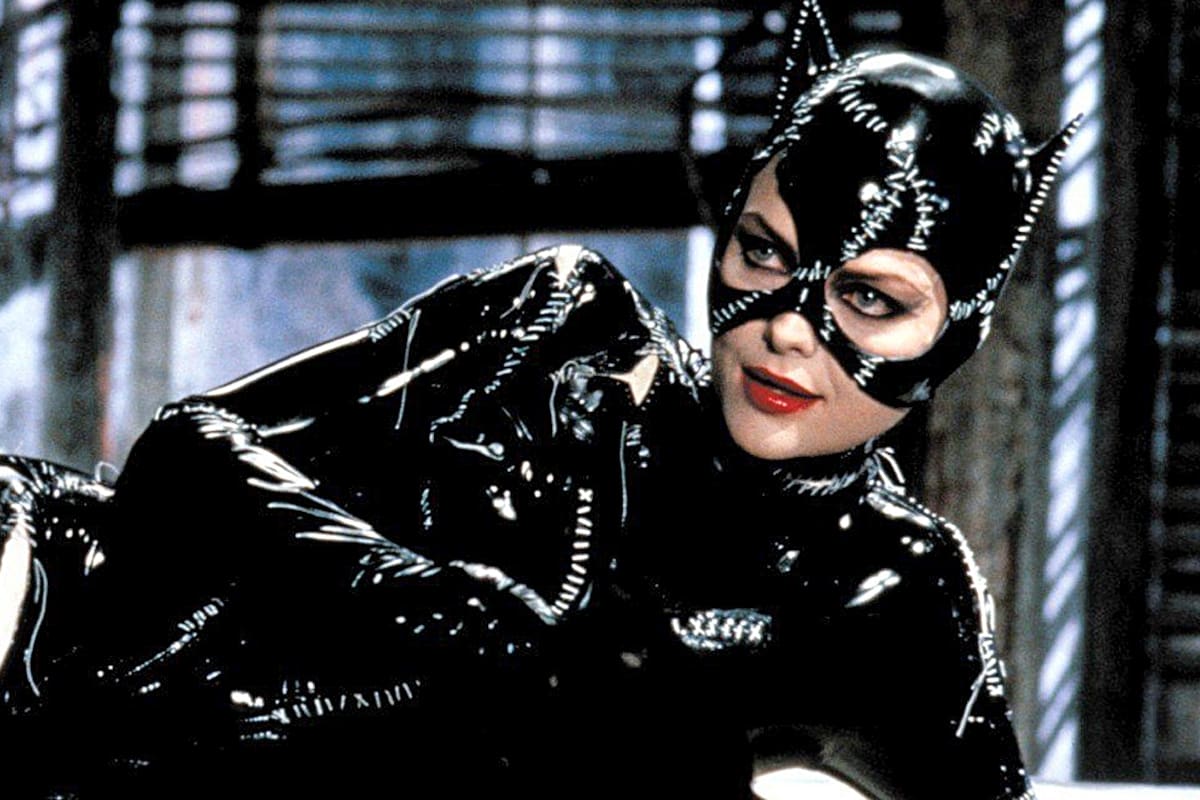 Michelle Pfeiffer como Gatubela