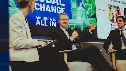 Gavin Newsom consolidó una red de más de 70 asociaciones internacionales desde 2019