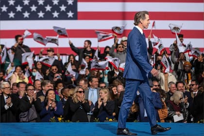 Gavin Newsom no podrá presentarse para una reelección este año debido a que la ley de California lo impide