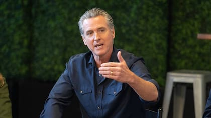 Gavin Newsom pasó este lunes en el condado de Alameda y elogió los esfuerzos para combatir la falta de vivienda