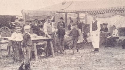Gazebo del Día de los Difuntos, en 1905
