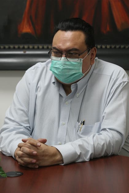 El infectólogo Jorge Panameño