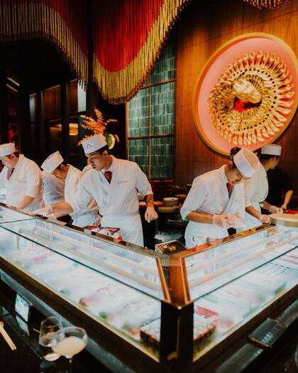 Gekko es un restaurante con influencia japonesa, desde la estética de su salón hasta la elaboración de su exclusiva carta