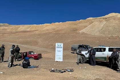 Gendarmería detuvo a mineros chilenos que robaban pepitas de oro en Jáchal, San Juan