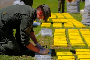 Gendarmería interceptó una camioneta cargada con 207 kilos de cocaína en la zona de Orán, Salta