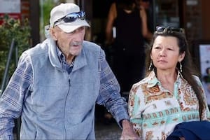 Gene Hackman y Betsy Arakawa se casaron en 1991 y se establecieron en Santa Fe, Nuevo México; en la bella casona en la que los autoridades policiales los encontraron sin vida